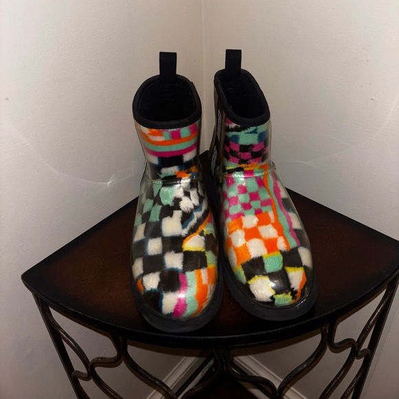 UGG Multicolor Checkered Boots - Picture 2 of 5